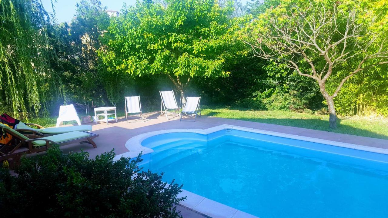 Studio Dans La Villa Les Cigales Lézignan-Corbières Exterior foto